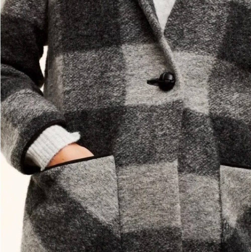 Aritzia Wilfred Free grey Off Duty plaid wool sweater jacket - Small - Picture 2 of 8